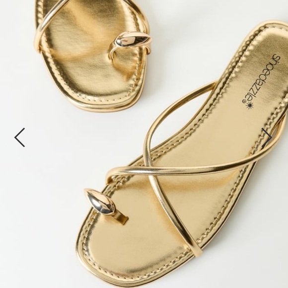 Gold Strappy Sandals flat sandals - Picture 3 of 5